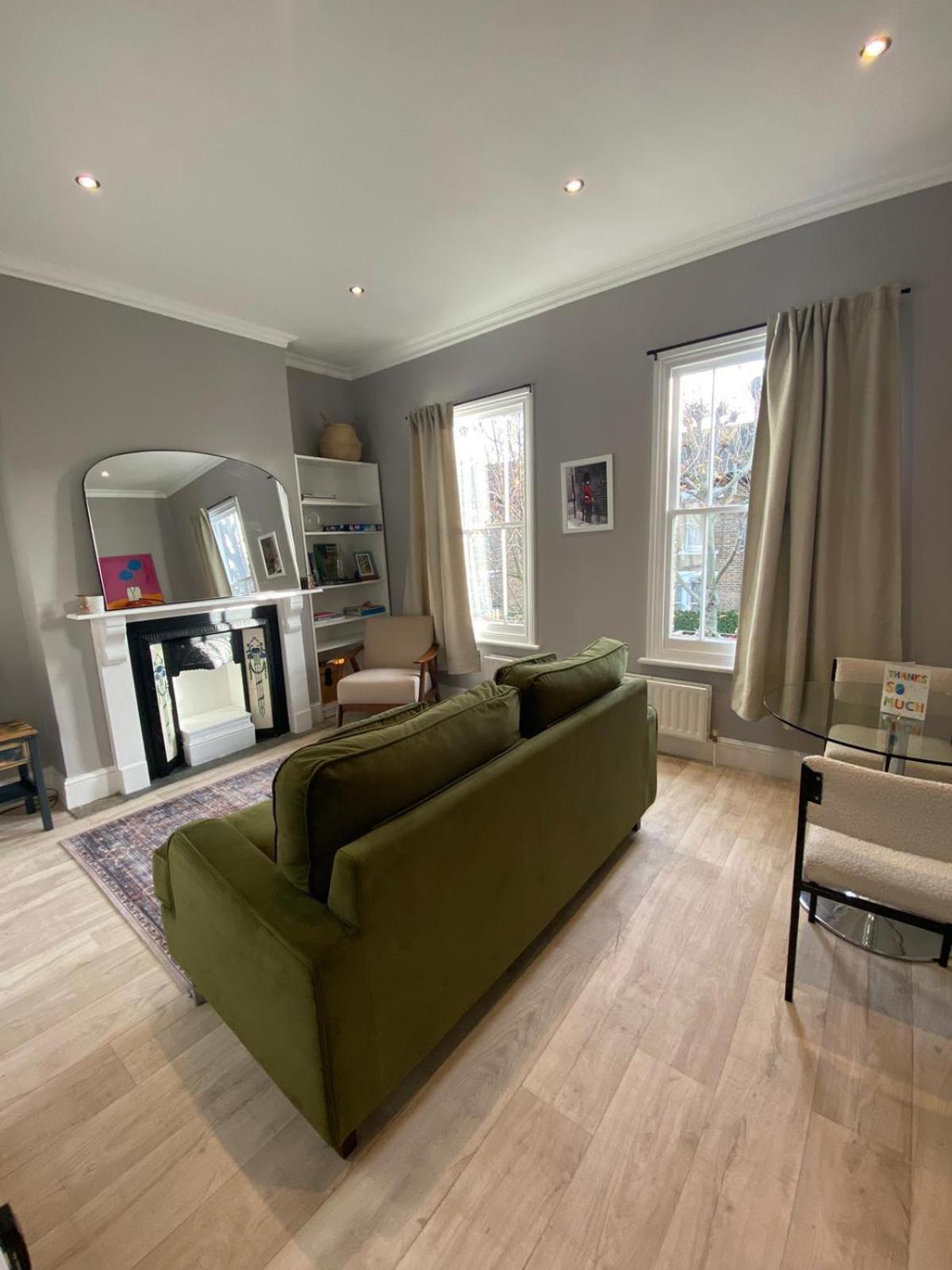 Charming In Battersea