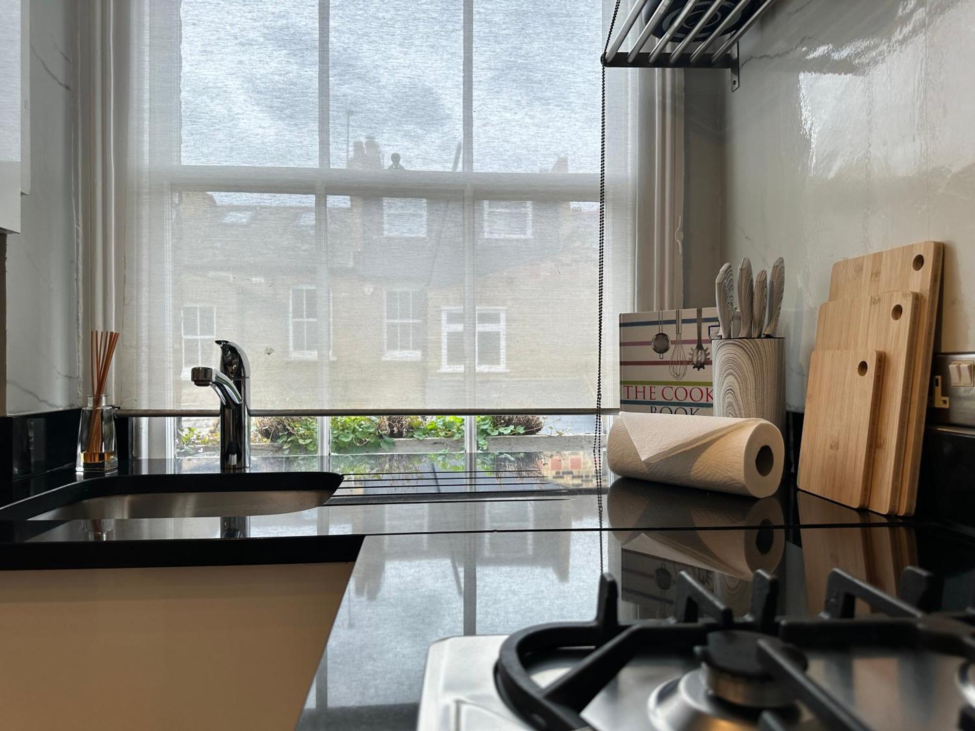 Charming In Battersea *