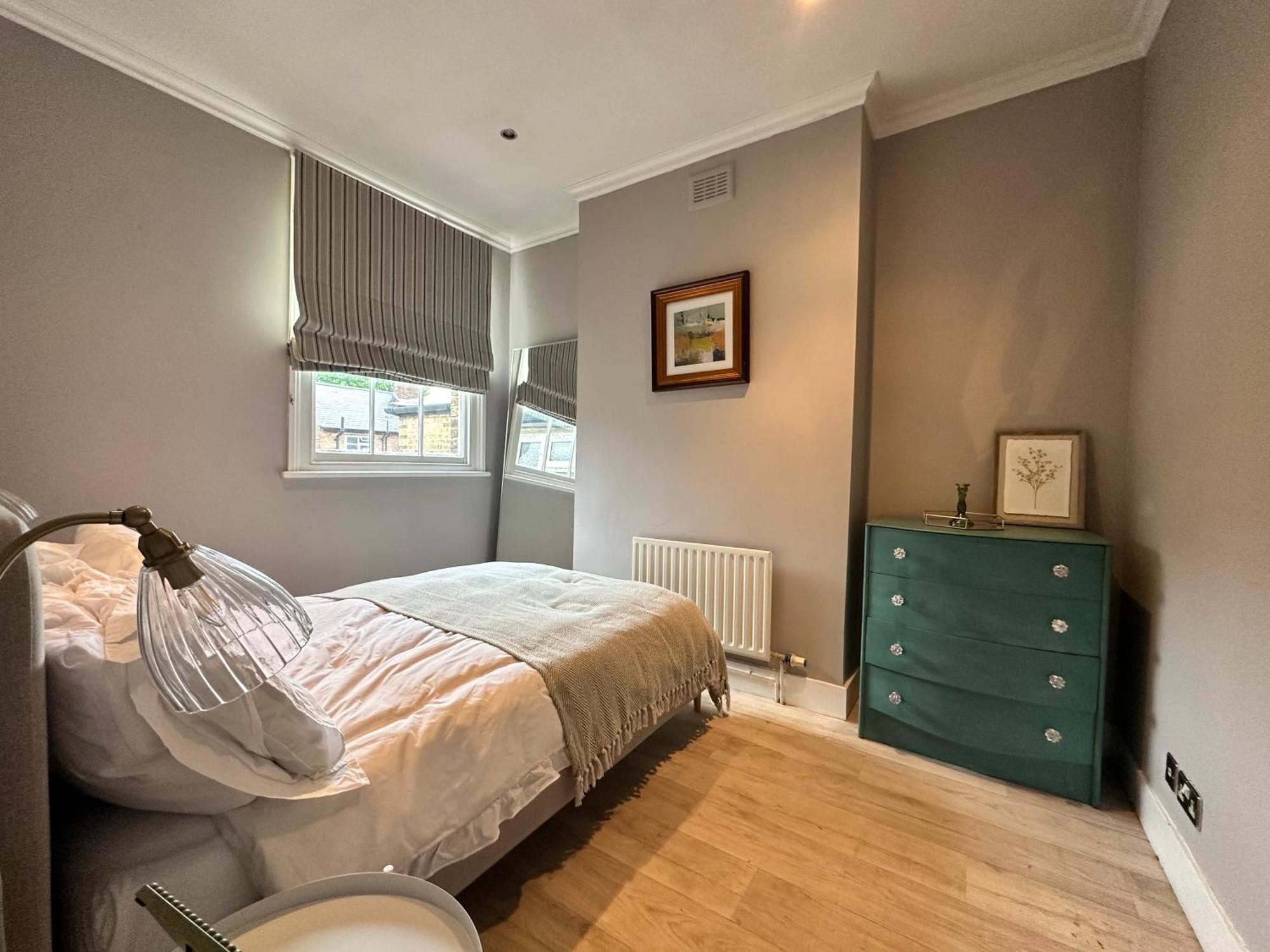 Charming In Battersea