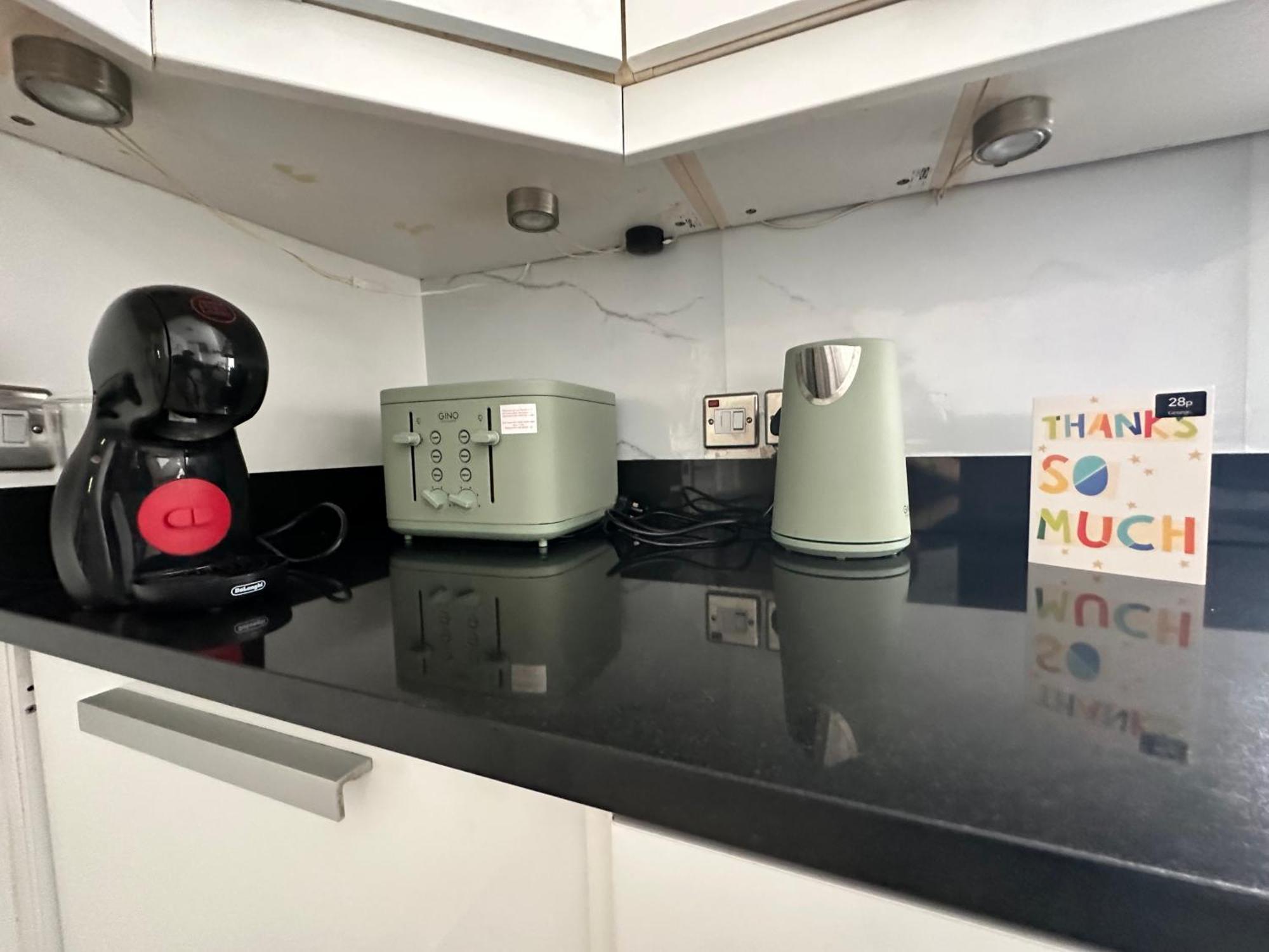 Charming In Battersea Apartment *